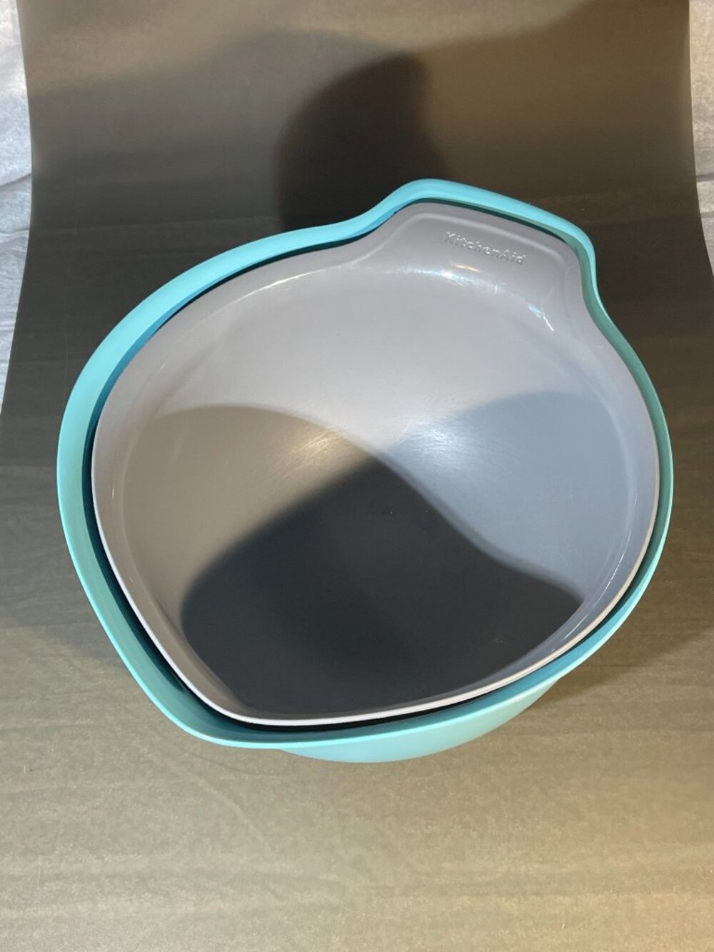 Kitchen Aid Serving Bowls 3.5 and 4.5 qt. (2239)